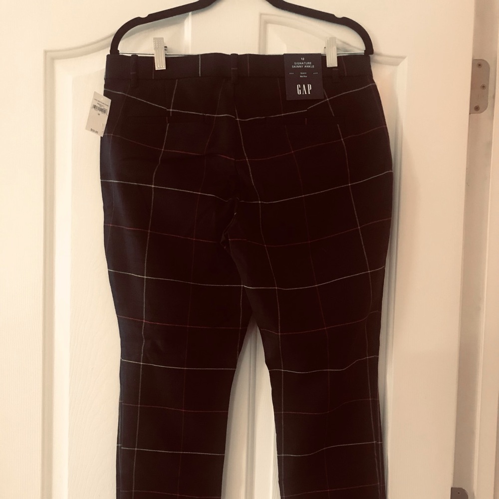 Navy plaid Gap signature Skinny Ankle Size 12 NWT